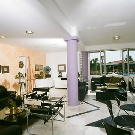 Nireas Apart-hotel Kato Daratso