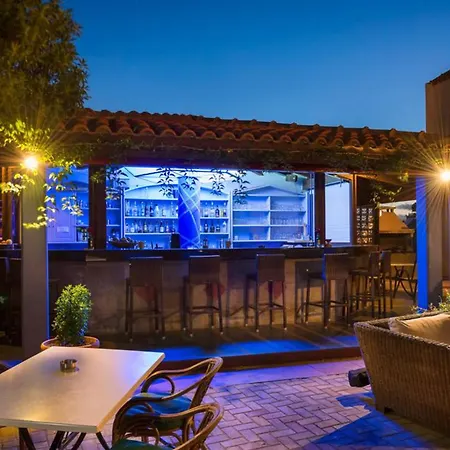 Nireas Apart-hotel
