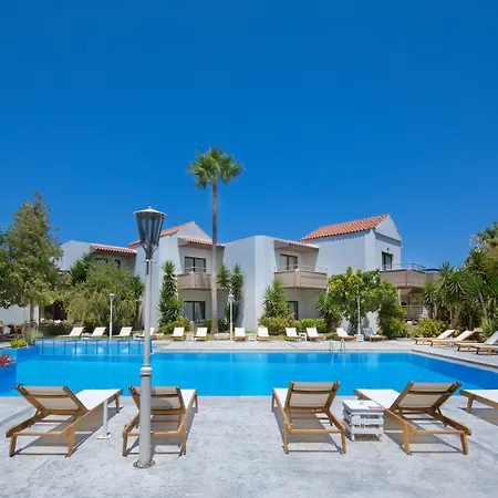 Apart-hotel Nireas 3*